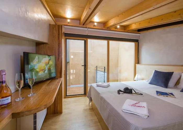 Casa Sorvolou Apartment *